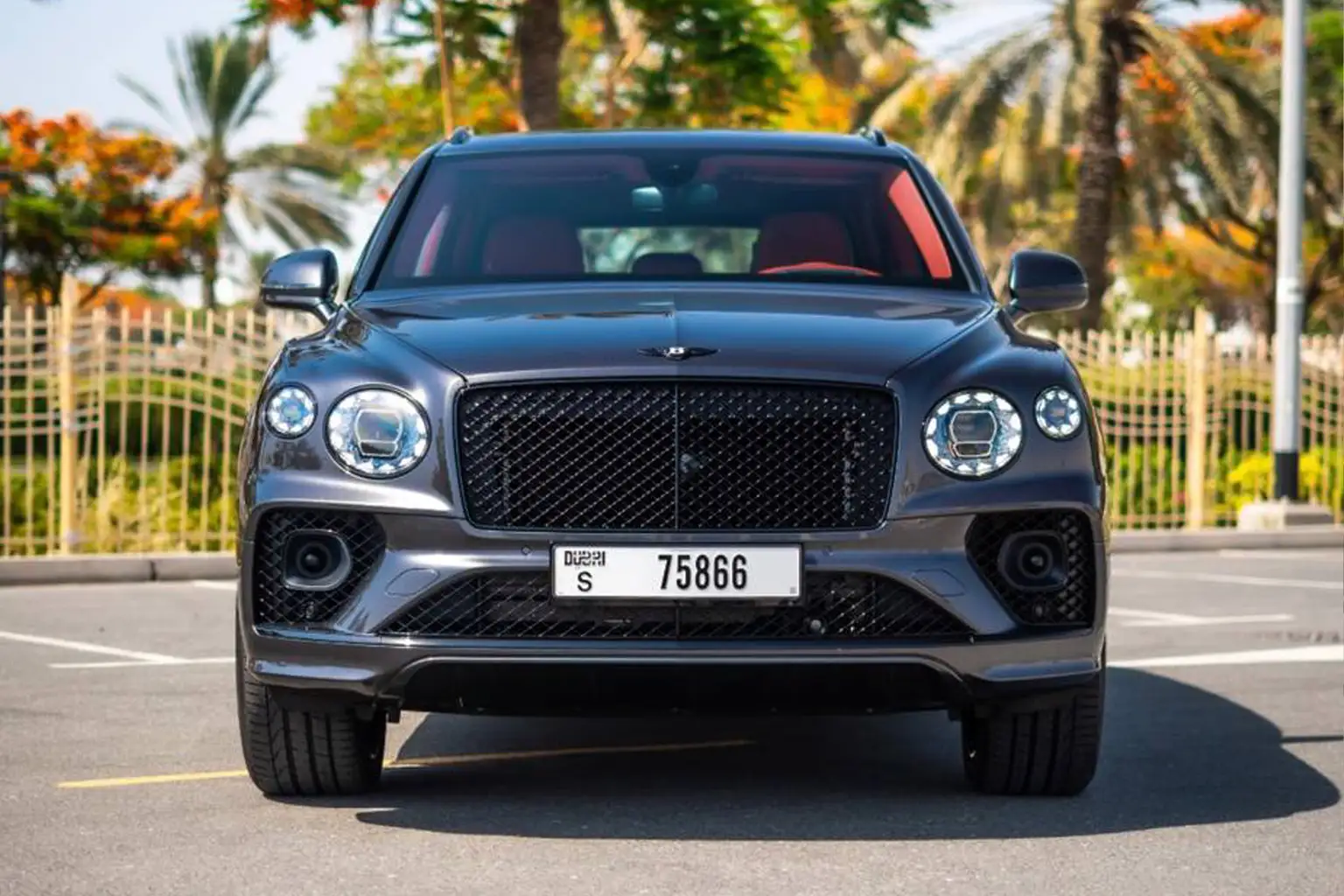 Bentley Bentayga 2023 1