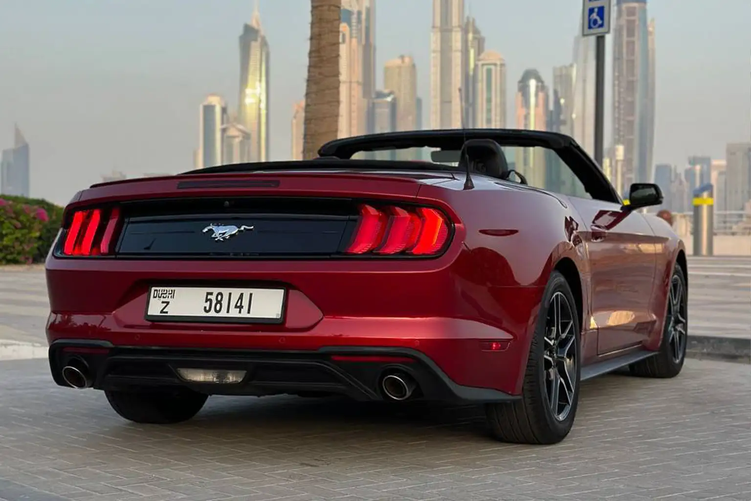 Ford Mustang Convertible 1