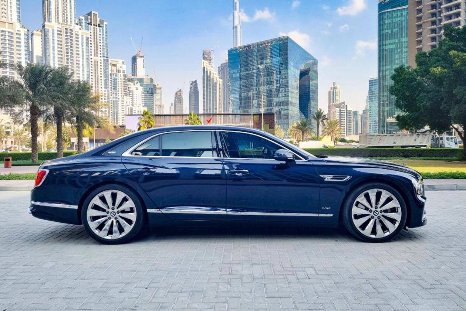 Bentley flying spur W12 black 4