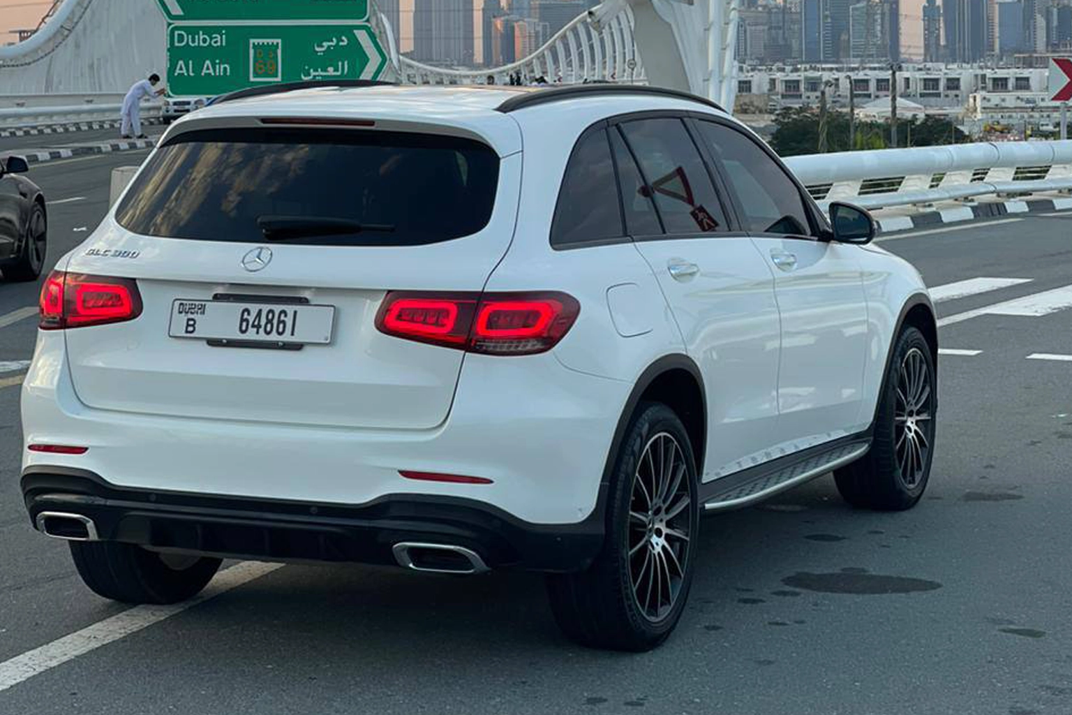 Mercedes-Benz GLC 300 1