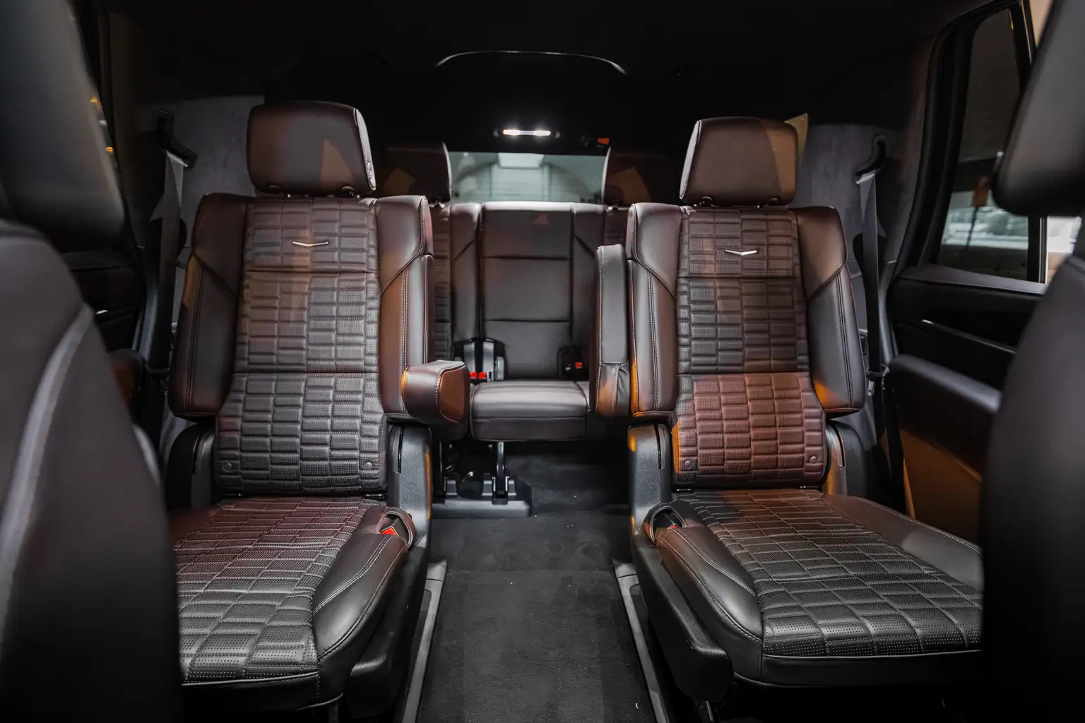 Cadillac Escalade 5