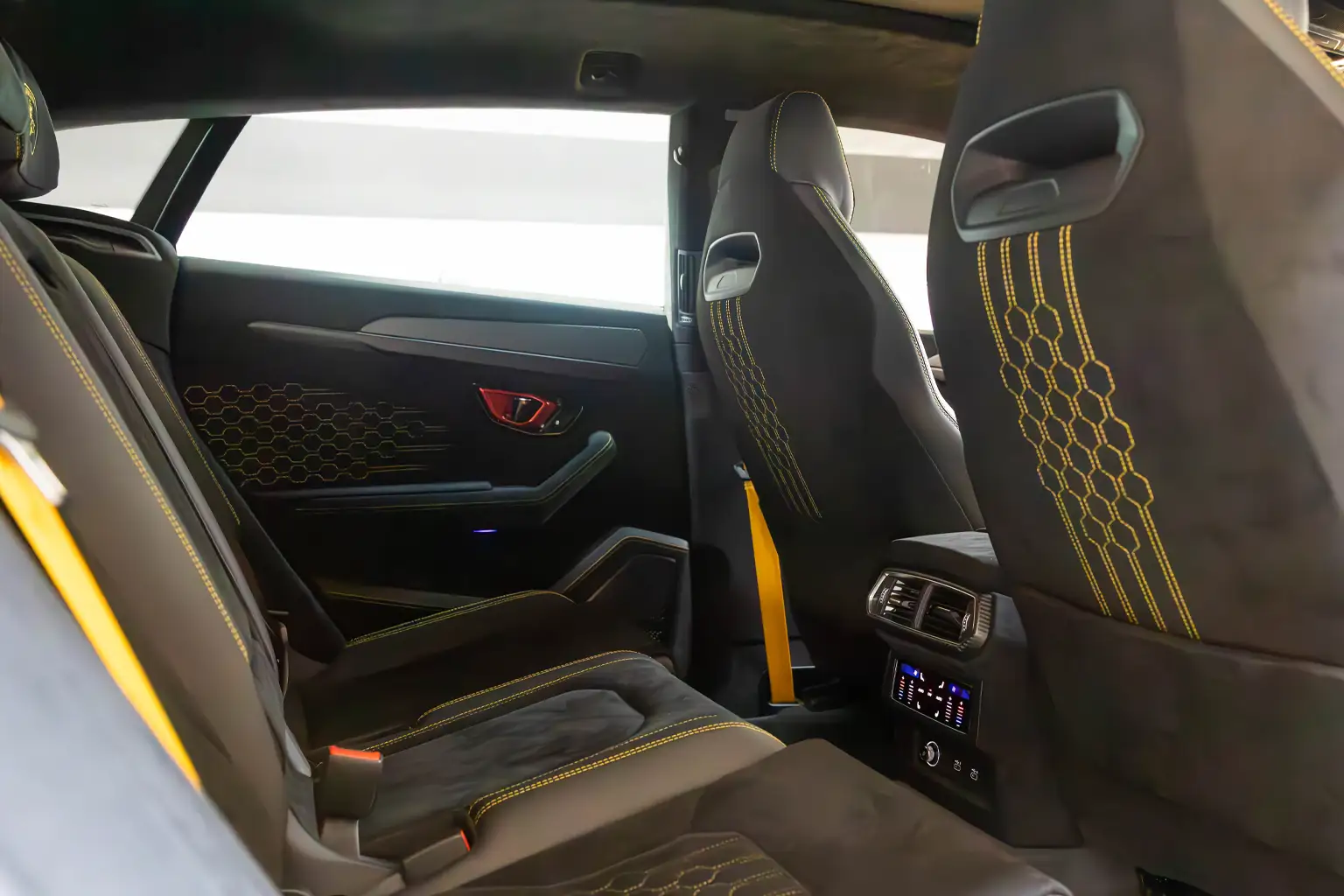 urus performante 4
